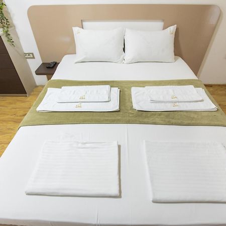 4 Rooms Apartments Nis Ngoại thất bức ảnh