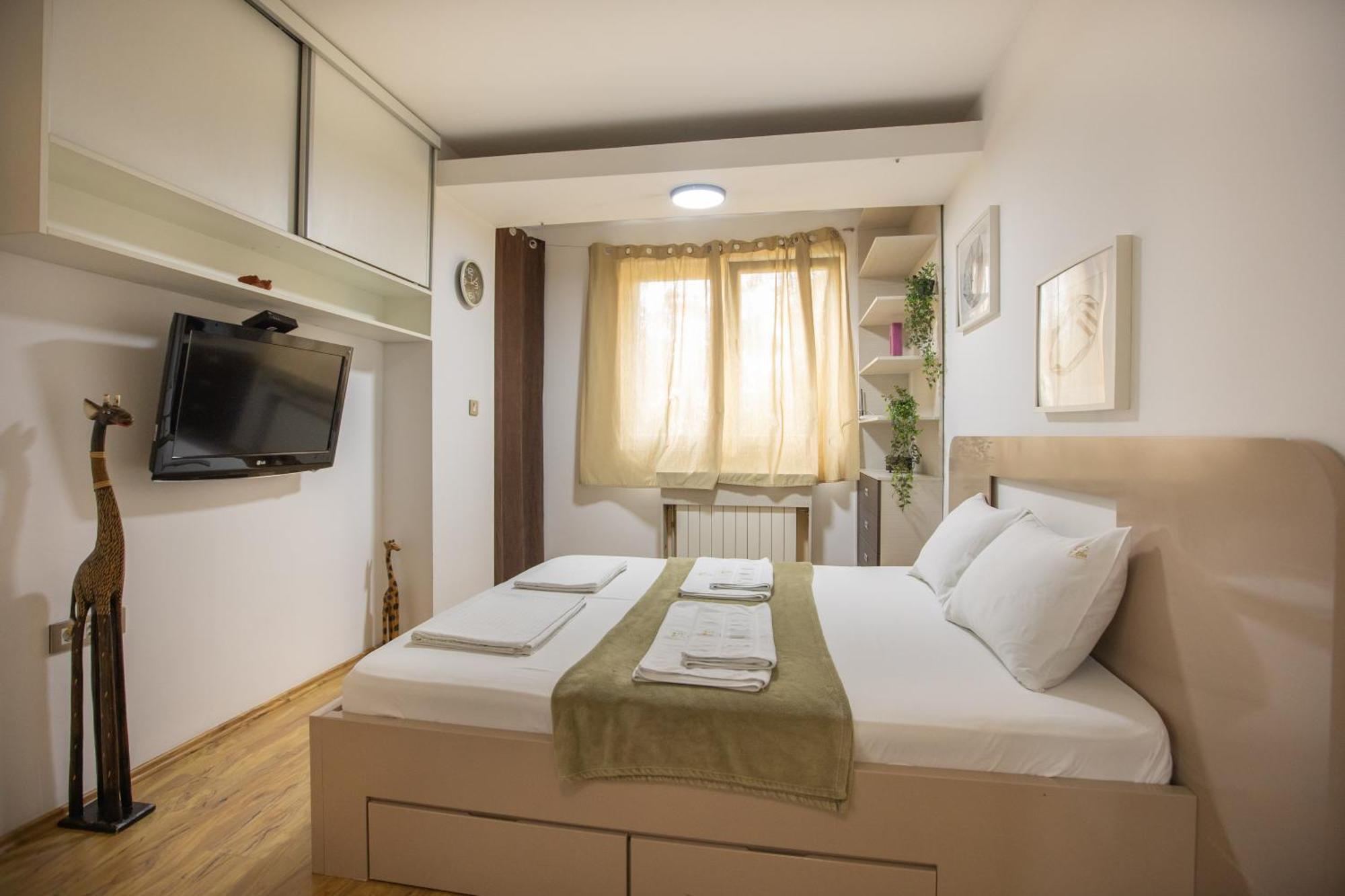4 Rooms Apartments Nis Ngoại thất bức ảnh