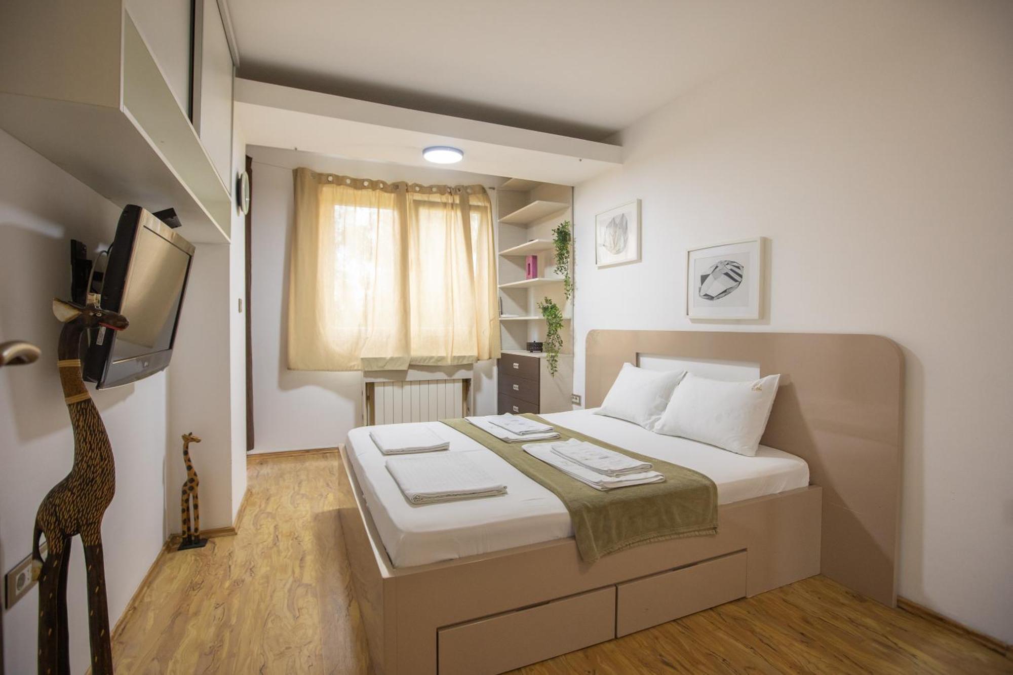 4 Rooms Apartments Nis Ngoại thất bức ảnh