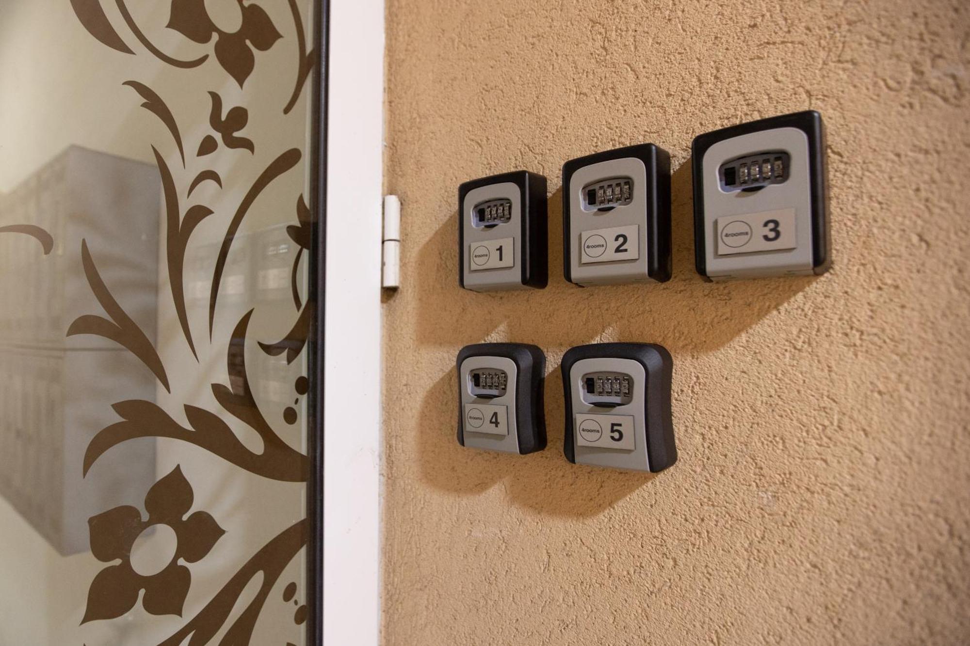 4 Rooms Apartments Nis Ngoại thất bức ảnh