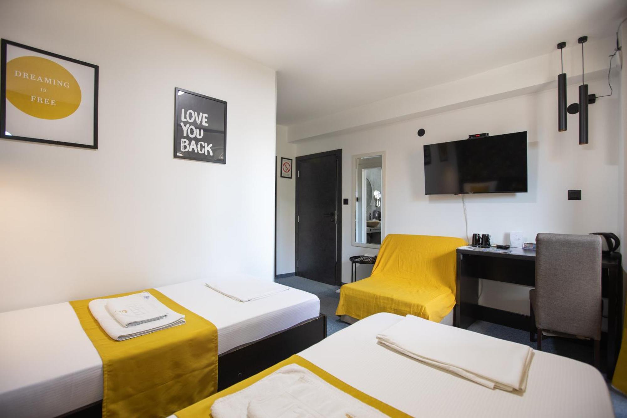 4 Rooms Apartments Nis Ngoại thất bức ảnh