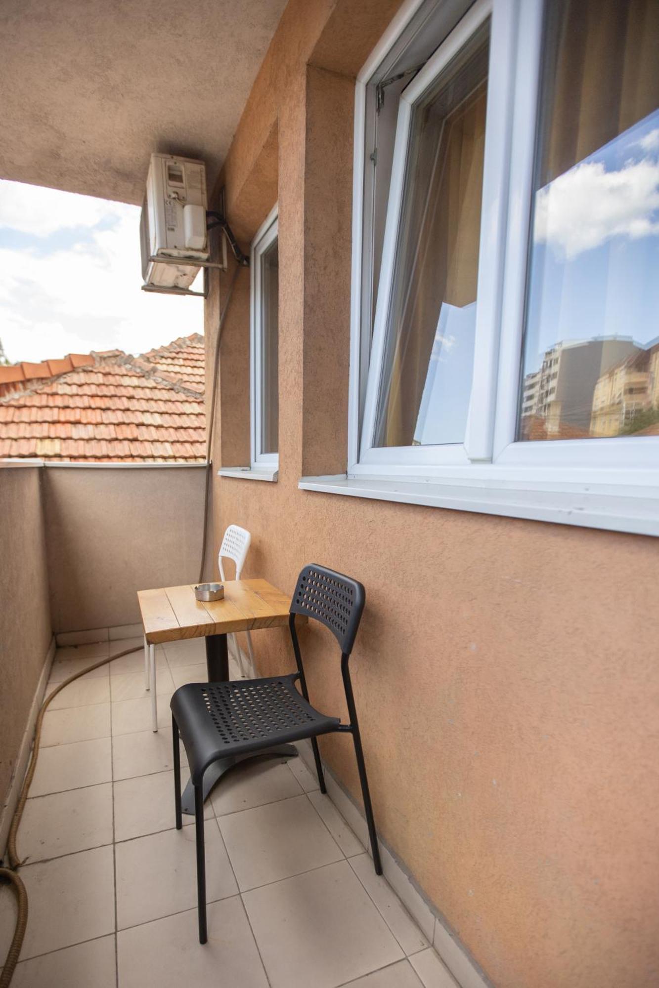 4 Rooms Apartments Nis Ngoại thất bức ảnh
