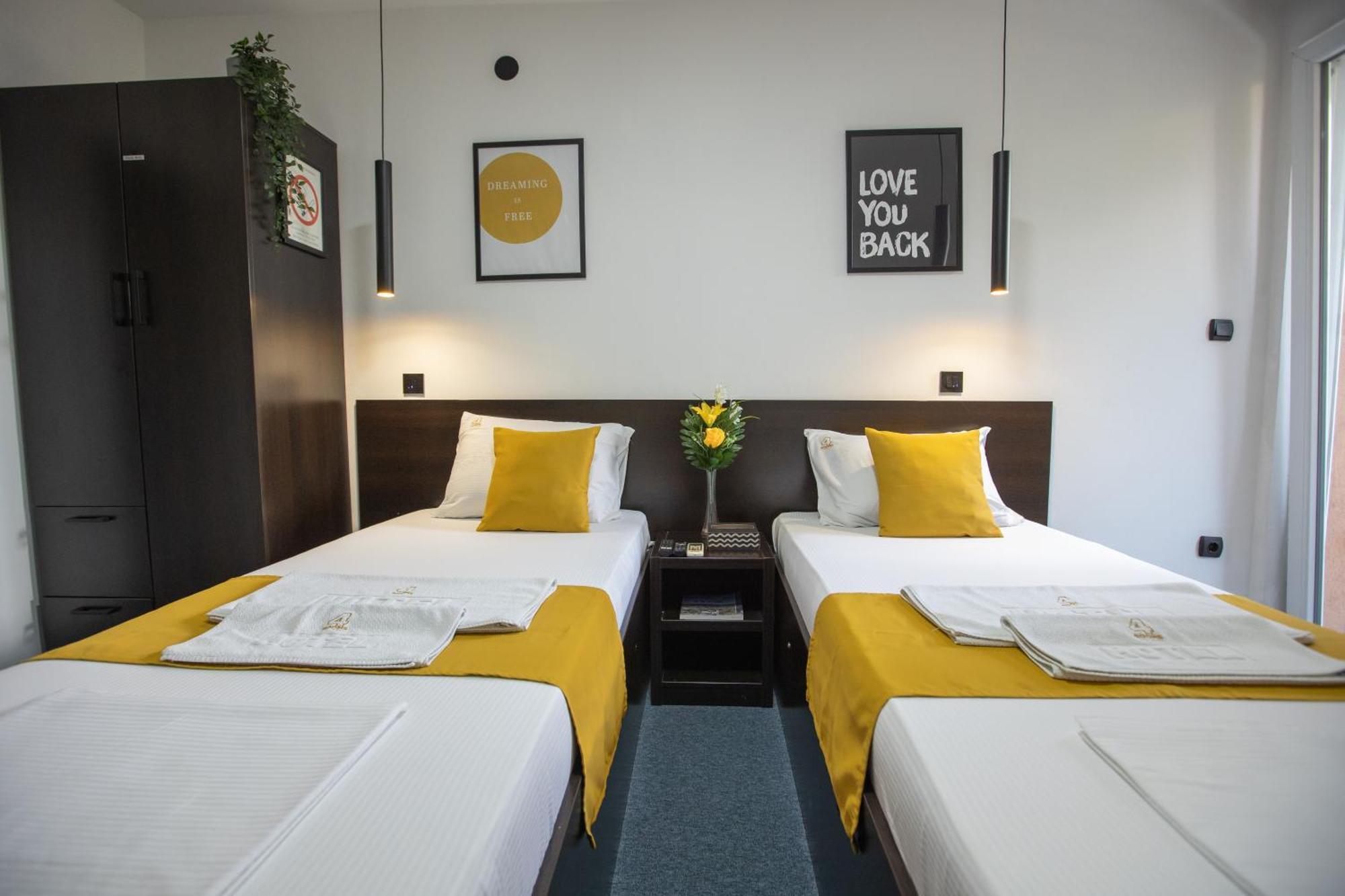 4 Rooms Apartments Nis Ngoại thất bức ảnh