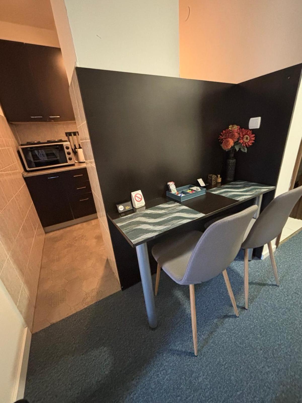 4 Rooms Apartments Nis Ngoại thất bức ảnh
